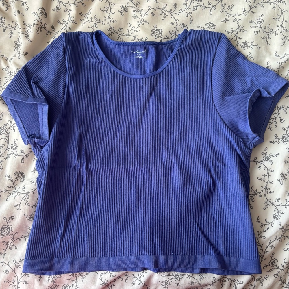 Urban Outfitters Blue Relaxed Crop T-Shirt